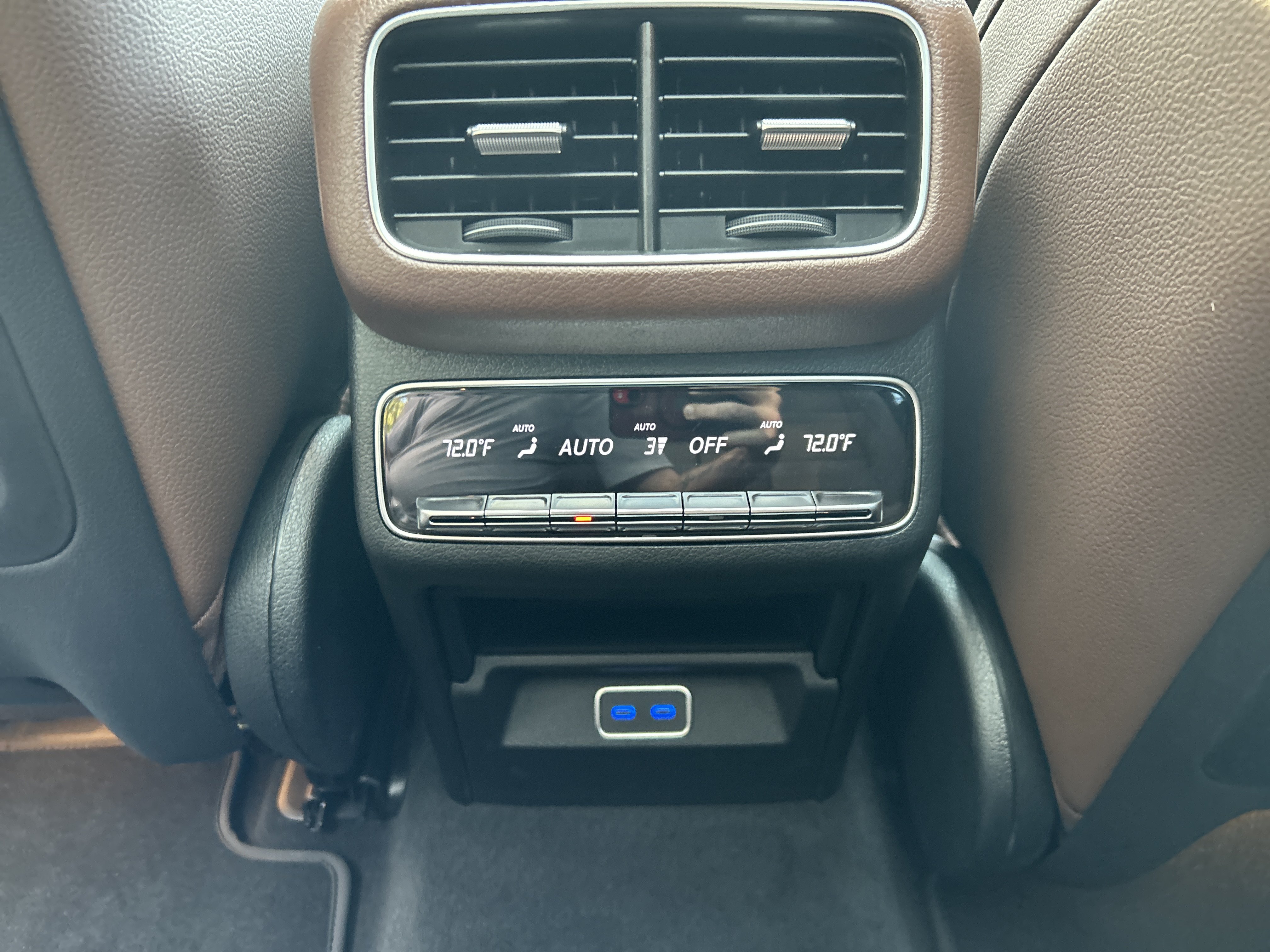 Certified 2024 Mercedes-Benz GLS 450 4MATIC image 43