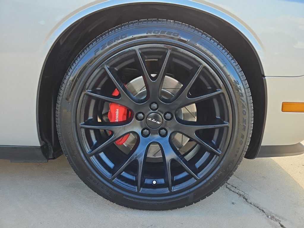 Used 2008 Dodge Challenger SRT8 RWD image 9