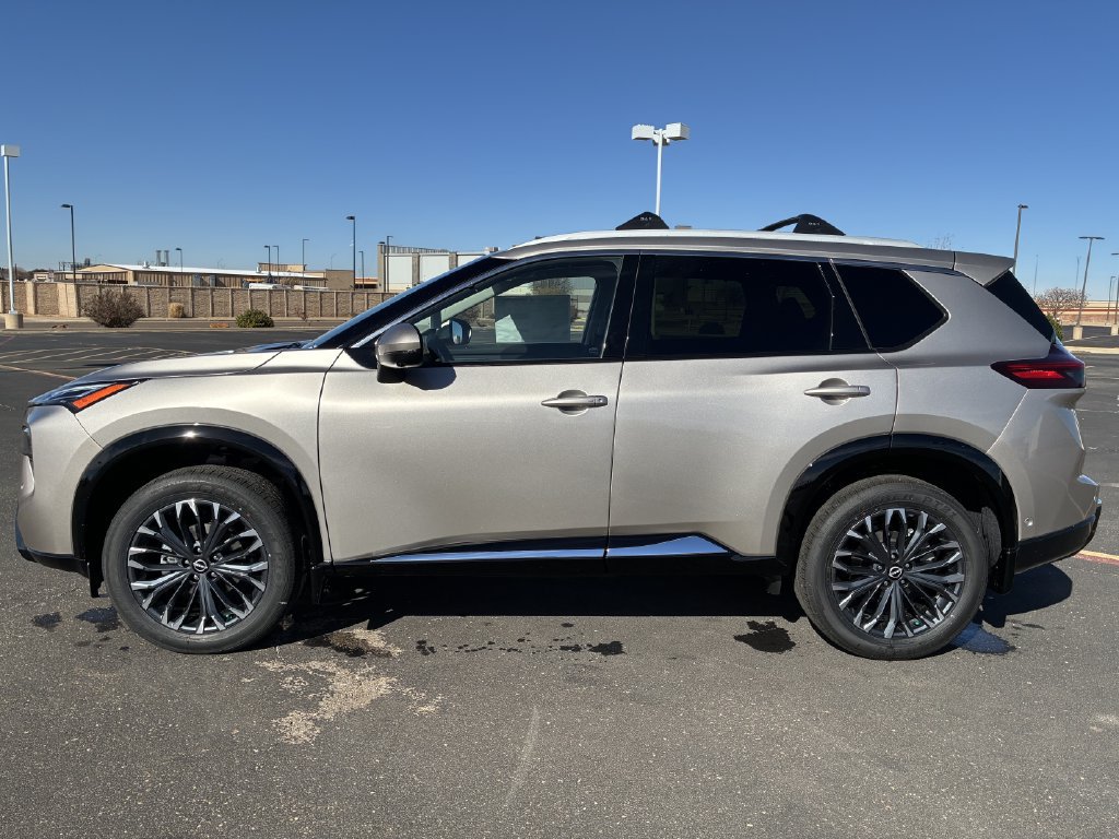 New 2026 Nissan Rogue Platinum w/ Platinum Premium Package AWD/4WD image 3