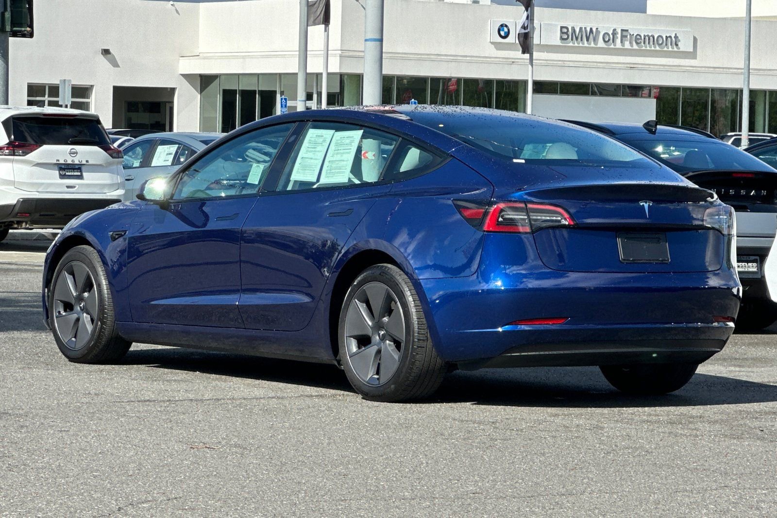 Used 2023 Tesla Model 3 Standard Range image 6