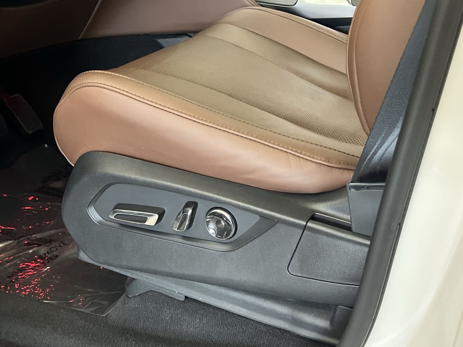 Used 2023 Acura MDX SH-AWD w/ Technology Package image 13