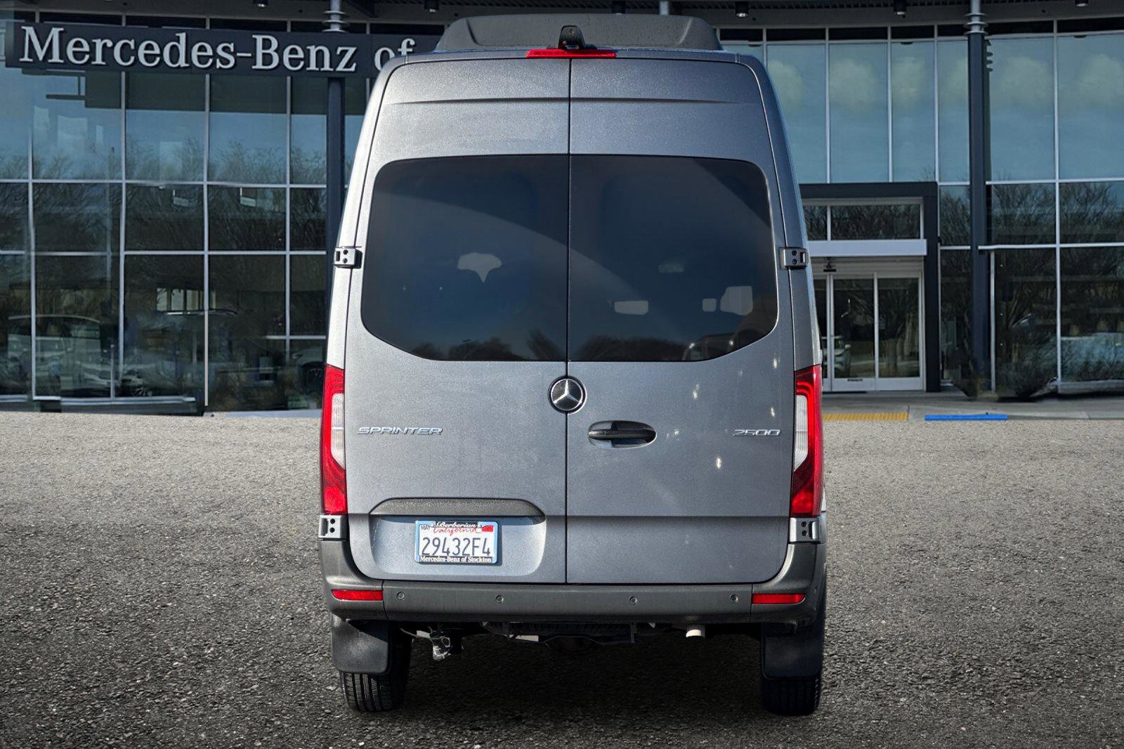 Used 2025 Mercedes-Benz Sprinter 2500 image 5
