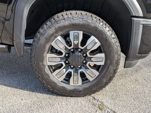 New 2026 GMC Sierra 2500 Denali w/ Denali Reserve Package AWD/4WD image 12