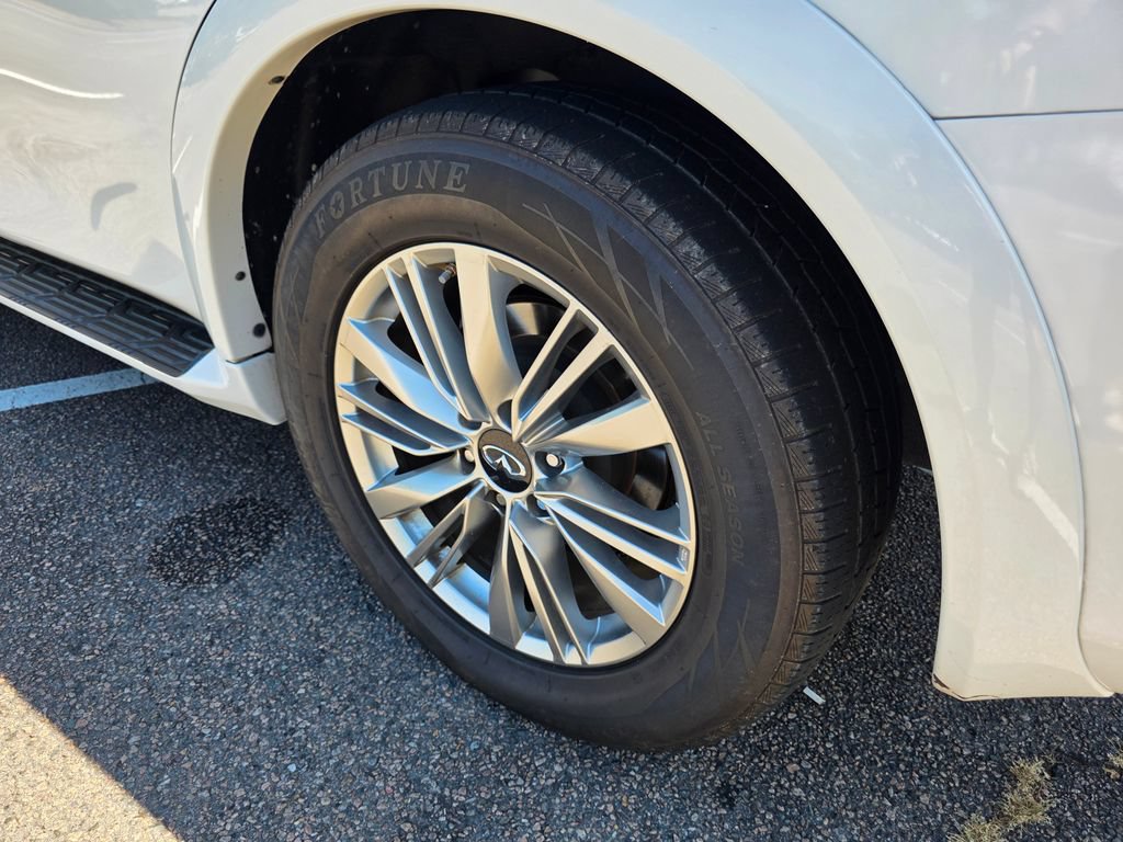 Used 2018 INFINITI QX80 2WD w/ Driver Assistance Package image 32