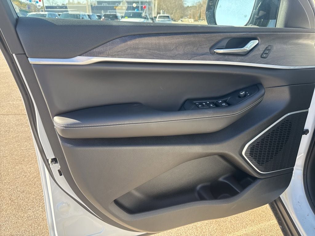 New 2026 Jeep Grand Cherokee Limited AWD/4WD image 20