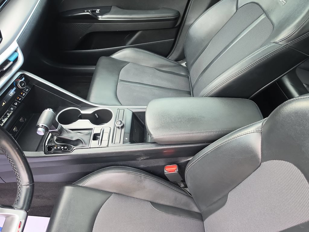 Used 2021 Kia K5 GT-Line w/ GT-Line FWD Premium Package image 28