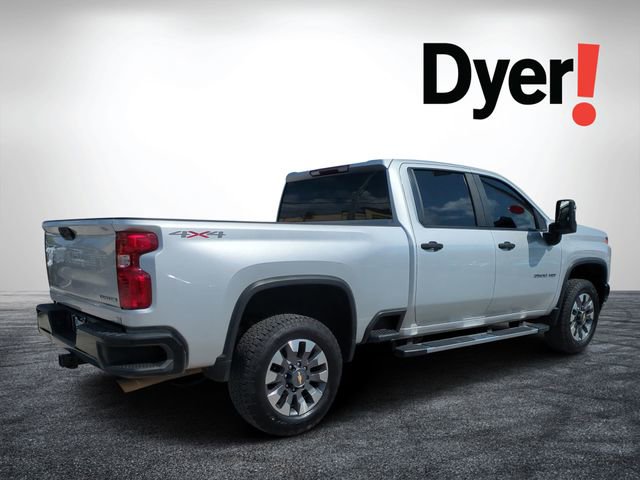 Used 2022 Chevrolet Silverado 2500 Custom w/ Custom Value Package AWD/4WD image 3