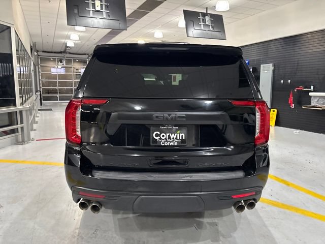 Used 2023 GMC Yukon Denali w/ Advanced Technology Package AWD/4WD image 8