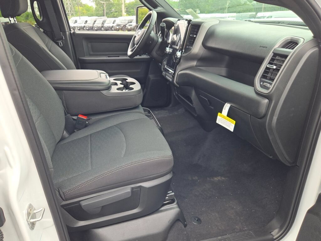 New 2026 RAM 2500 Tradesman AWD/4WD image 16