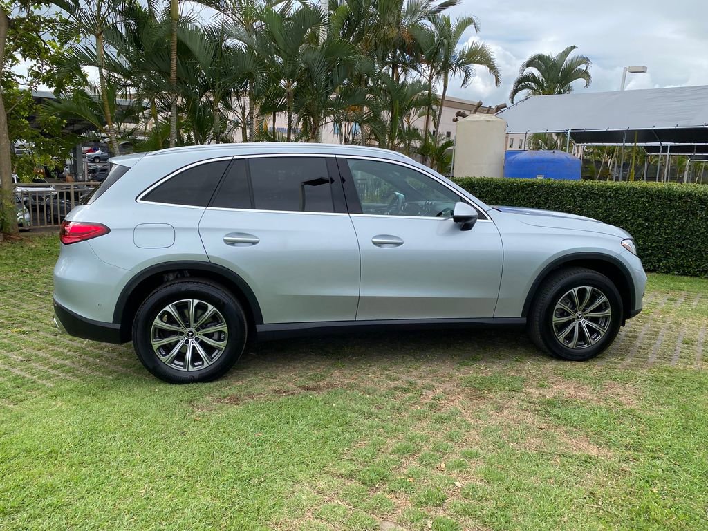 Used 2024 Mercedes-Benz GLC 300 4MATIC image 26