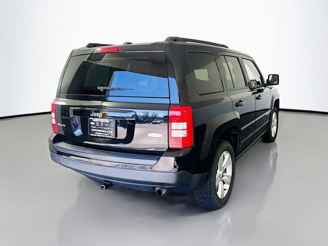 Used 2016 Jeep Patriot Latitude w/ Mopar Trailer Tow Group image 7