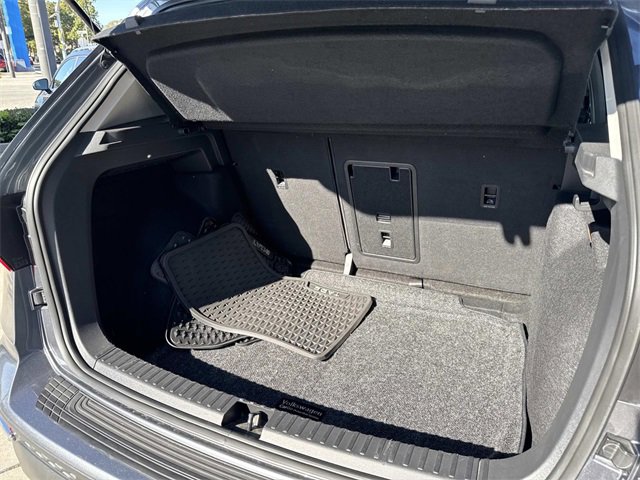 Certified 2022 Volkswagen Taos SE image 5