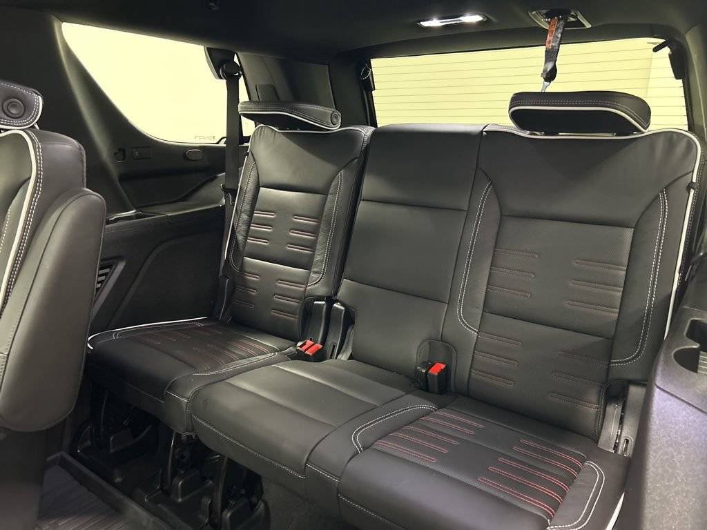 Used 2025 GMC Yukon AT4 Ultimate AWD/4WD image 35