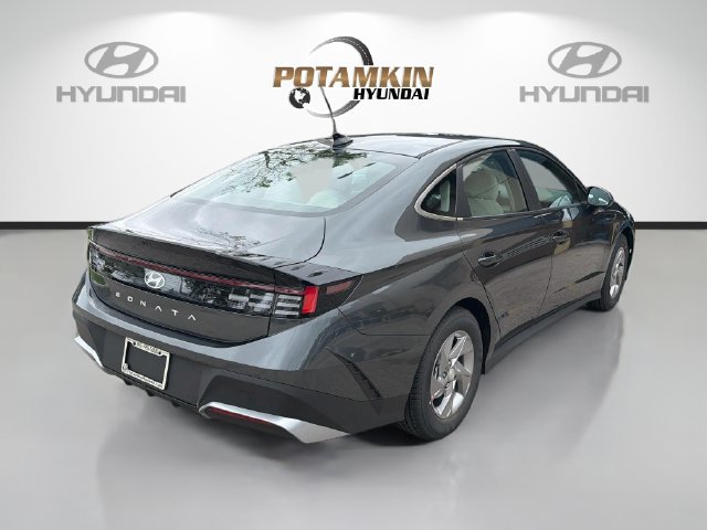 New 2027 Hyundai Sonata SE FWD image 5