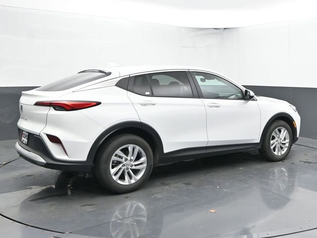 Used 2025 Buick Envista Preferred image 11