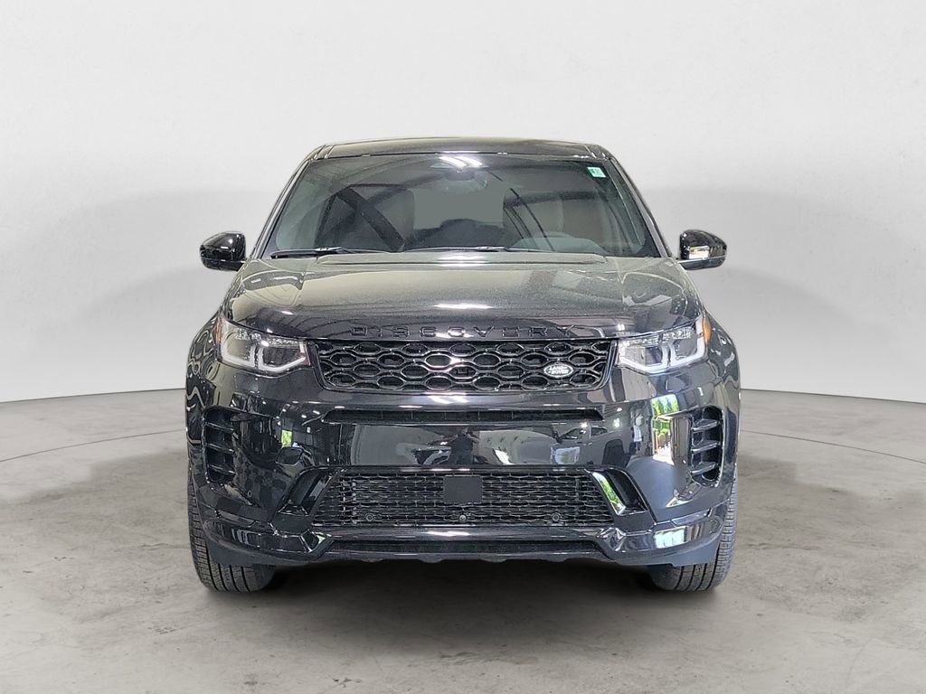 New 2025 Land Rover Discovery Sport Dynamic SE image 8
