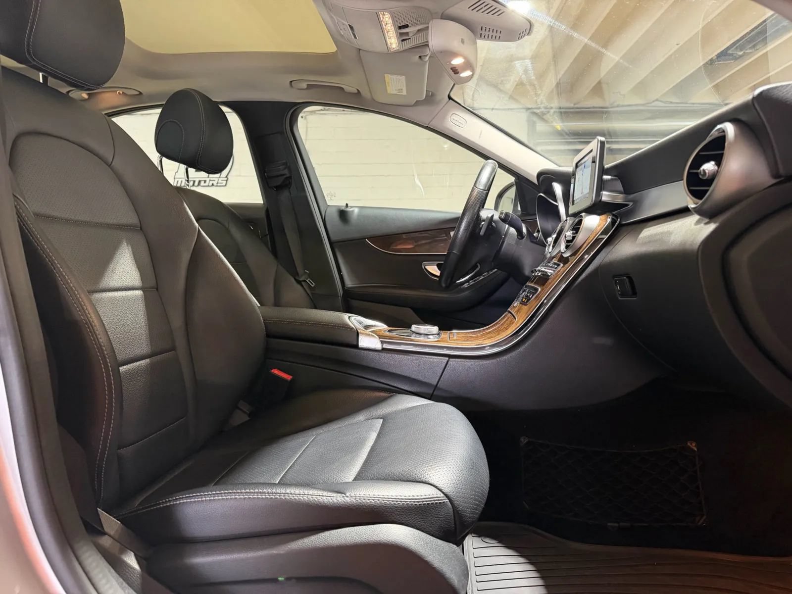 Used 2017 Mercedes-Benz C 300 4MATIC Sedan image 10