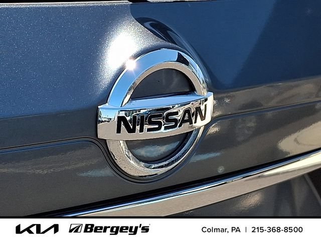 Used 2014 Nissan Rogue SV AWD/4WD image 32