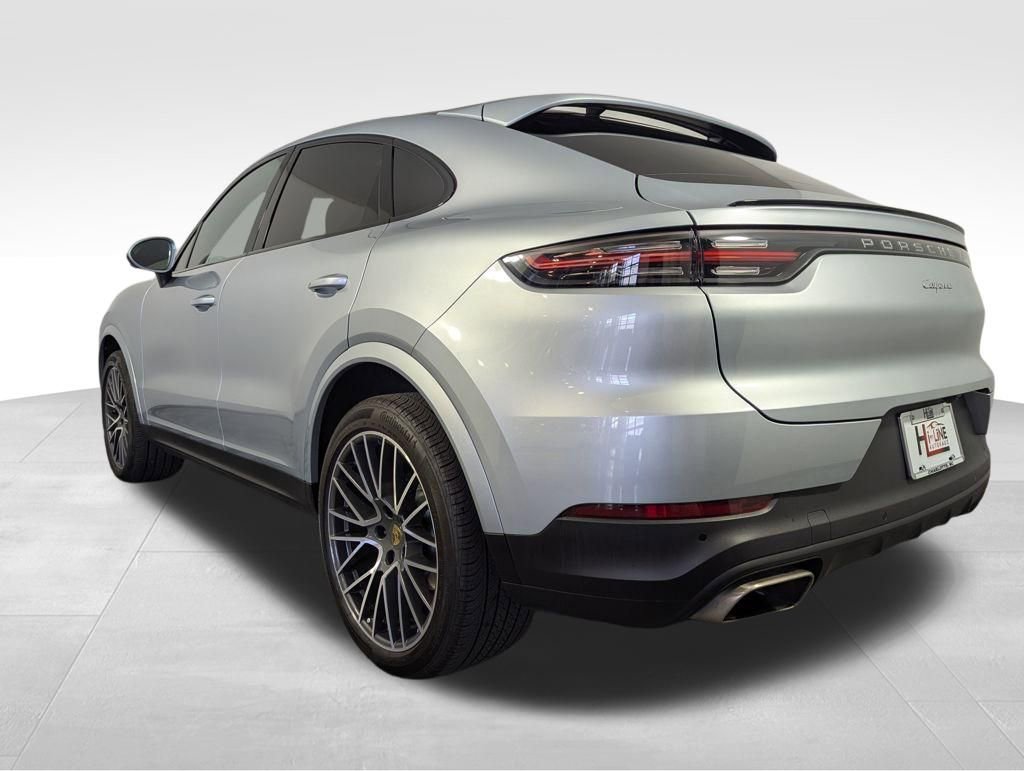 Used 2022 Porsche Cayenne Coupe image 59