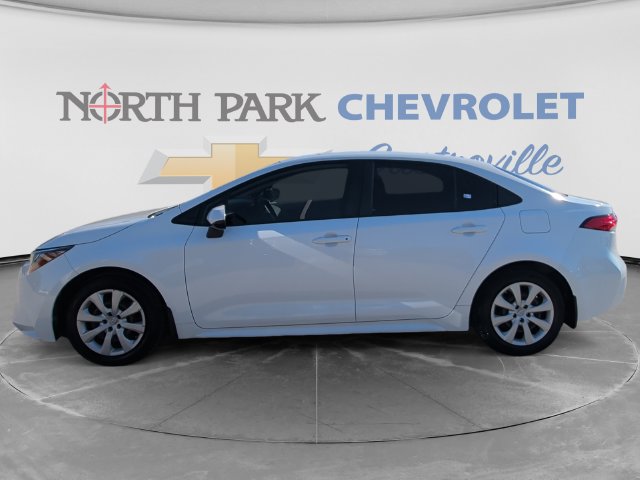 Used 2022 Toyota Corolla LE FWD image 6