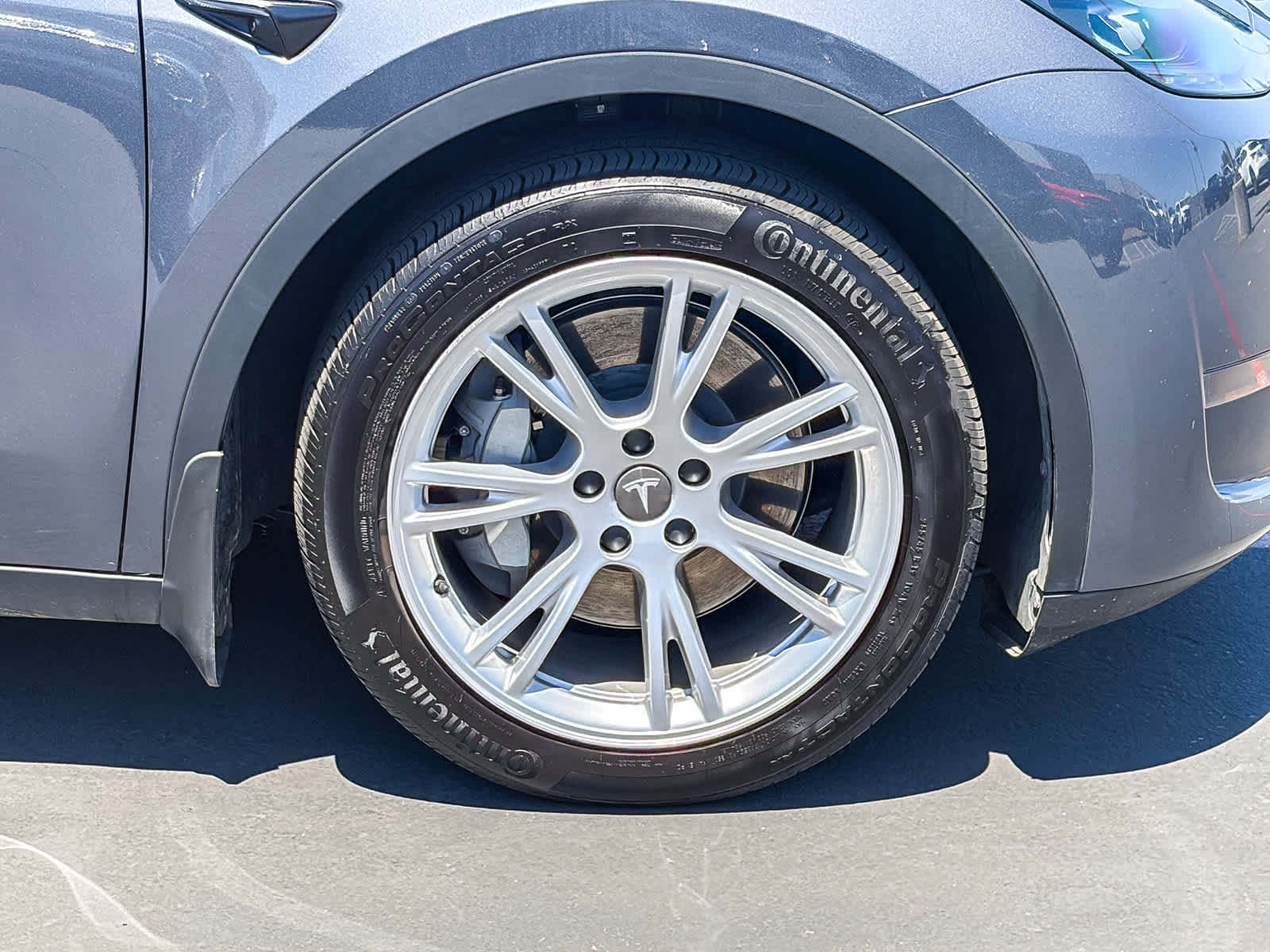 Used 2023 Tesla Model Y Long Range AWD/4WD image 9