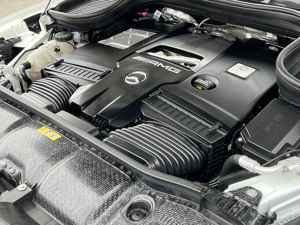 Used 2024 Mercedes-Benz GLS 63 AMG 4MATIC image 40