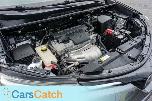Used 2018 Toyota RAV4 XLE FWD image 32