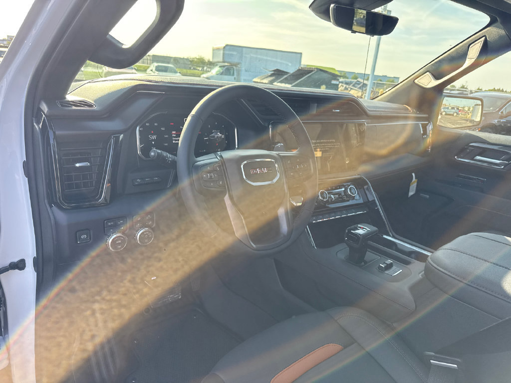 New 2026 GMC Sierra 1500 AT4 w/ AT4 Premium Package AWD/4WD image 17