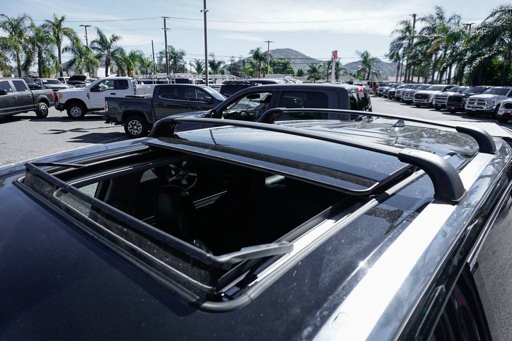 Used 2018 Toyota Highlander Limited Platinum image 29