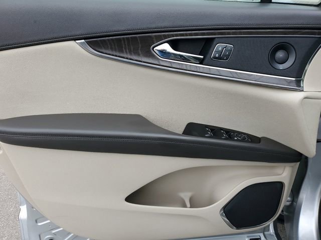 Used 2019 Lincoln Nautilus Reserve image 32