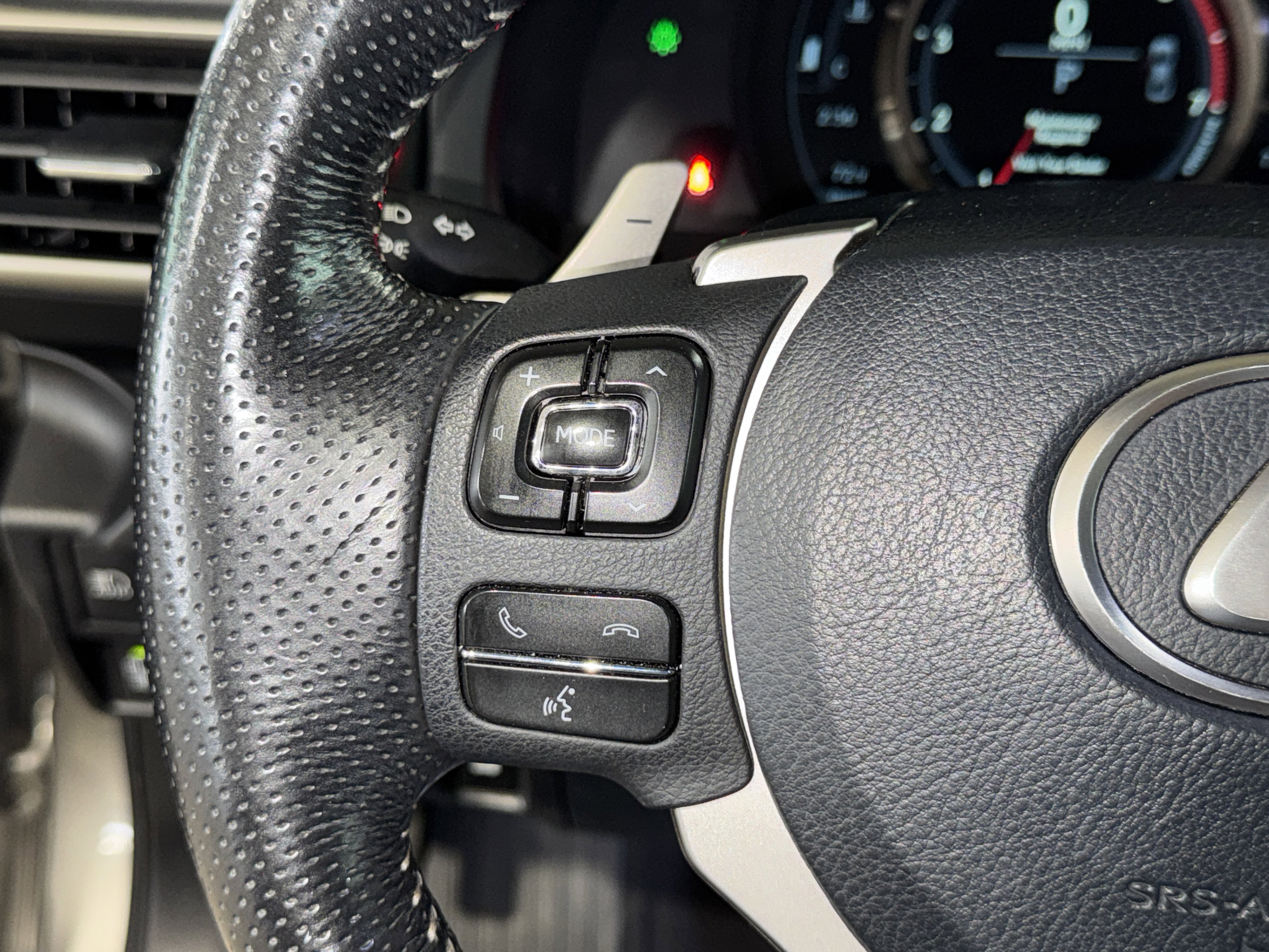 Used 2019 Lexus IS 300 F Sport w/ F Sport Package image 21