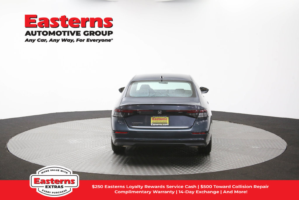 Used 2024 Honda Accord EX image 38
