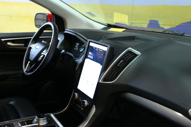 Used 2024 Ford Edge SEL w/ Convenience Package image 10