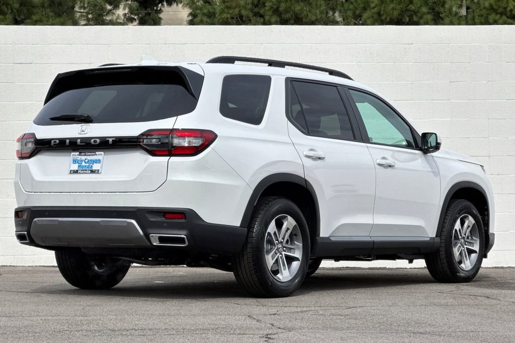 New 2026 Honda Pilot EX-L image 4