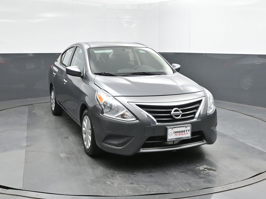 Used 2019 Nissan Versa SV image 22