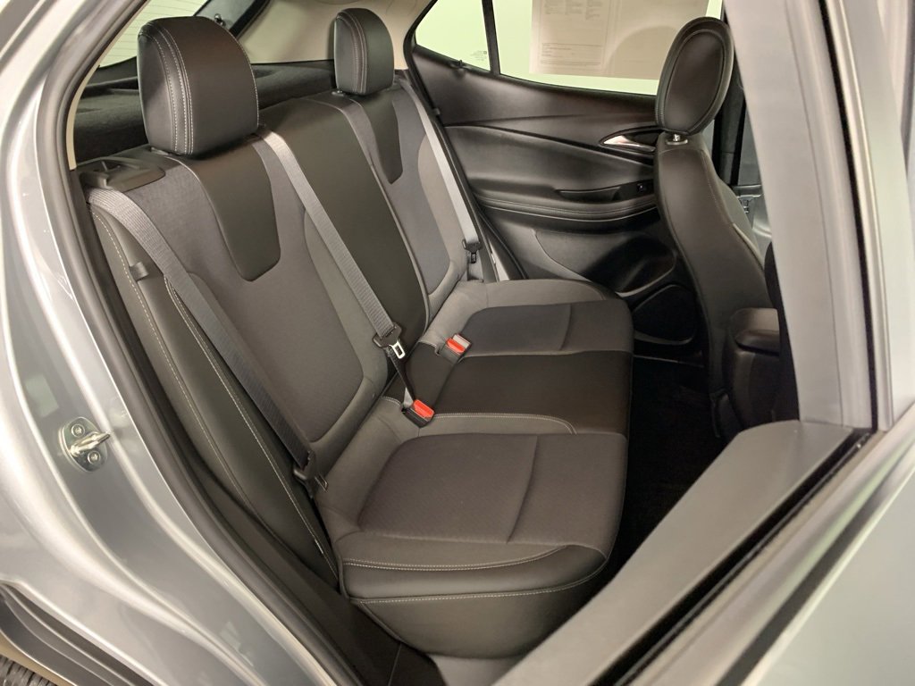 Used 2023 Buick Encore GX Preferred w/ Cold Weather Comfort Package image 33