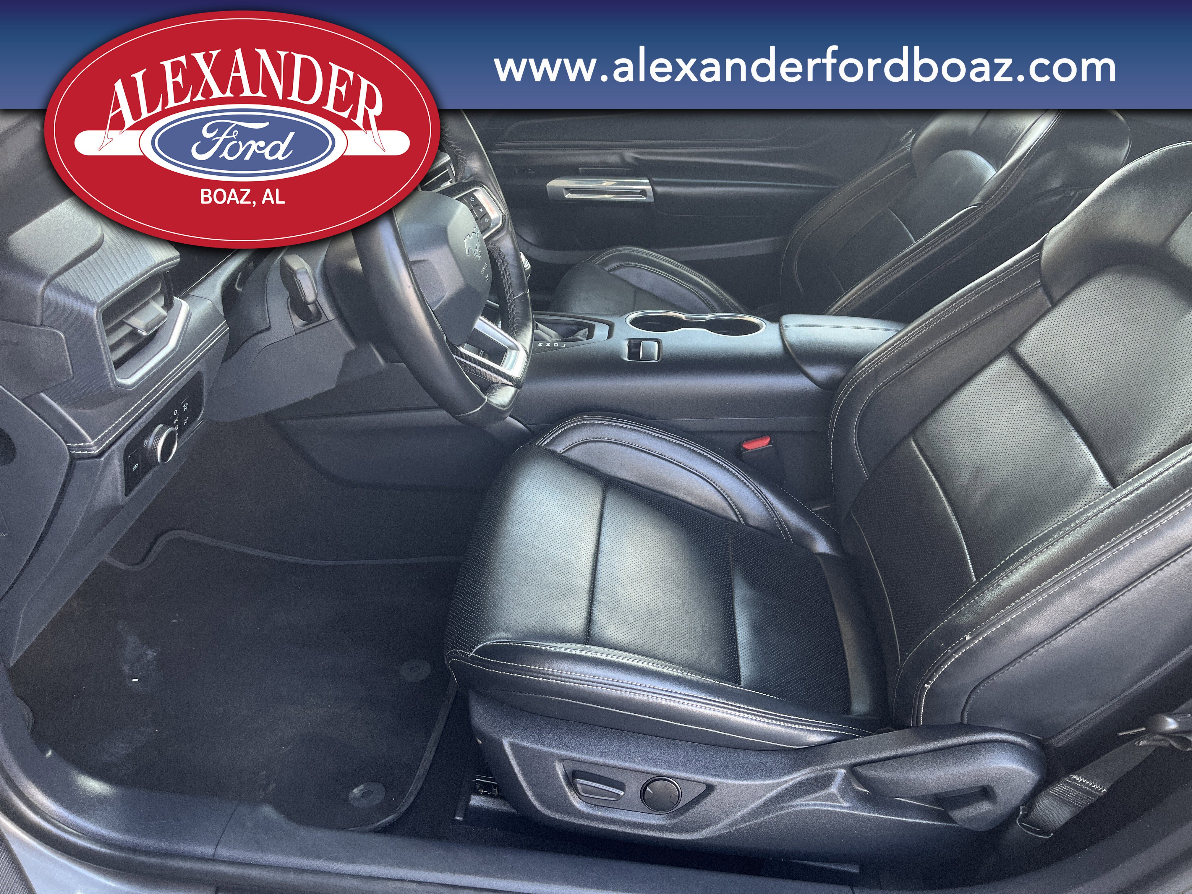 Used 2024 Ford Mustang Premium image 8