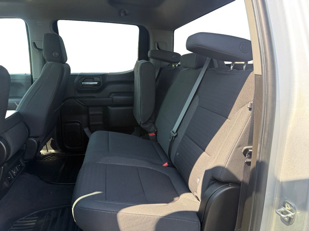 Used 2021 Chevrolet Silverado 1500 LT AWD/4WD image 16