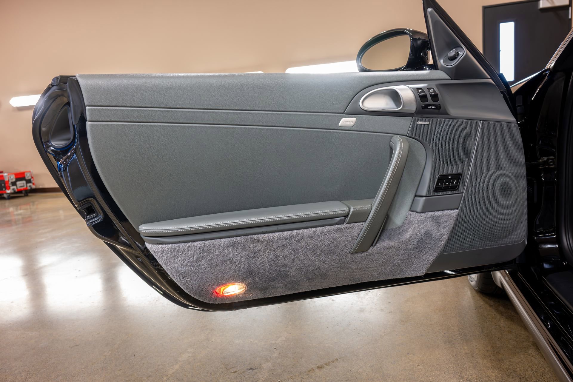 Used 2006 Porsche 911 Carrera S image 65