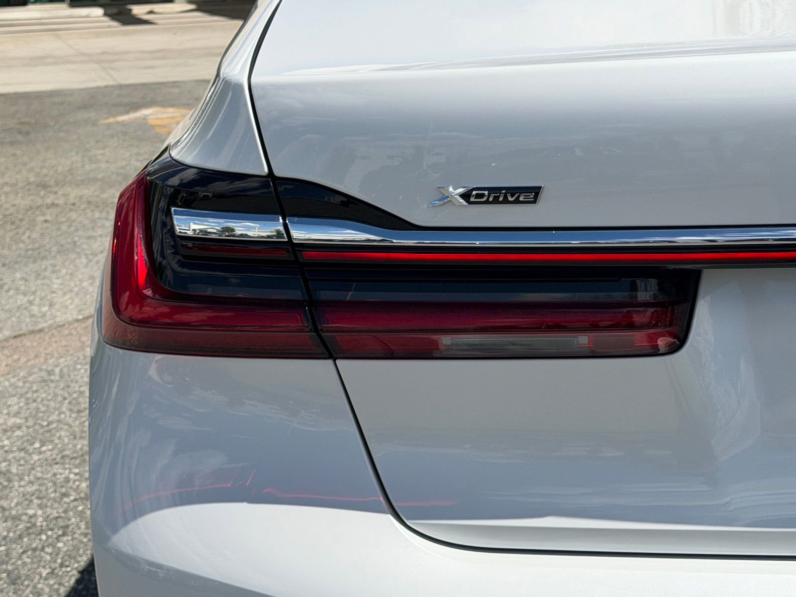 Certified 2022 BMW 750i xDrive image 14