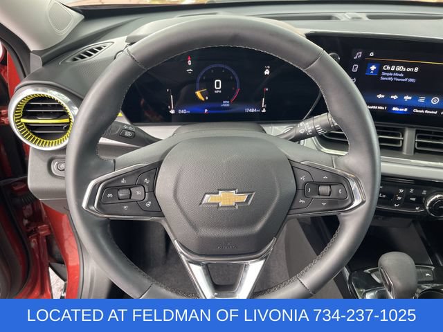 Certified 2024 Chevrolet Trax LT w/ Driver Confidence Package FWD image 11
