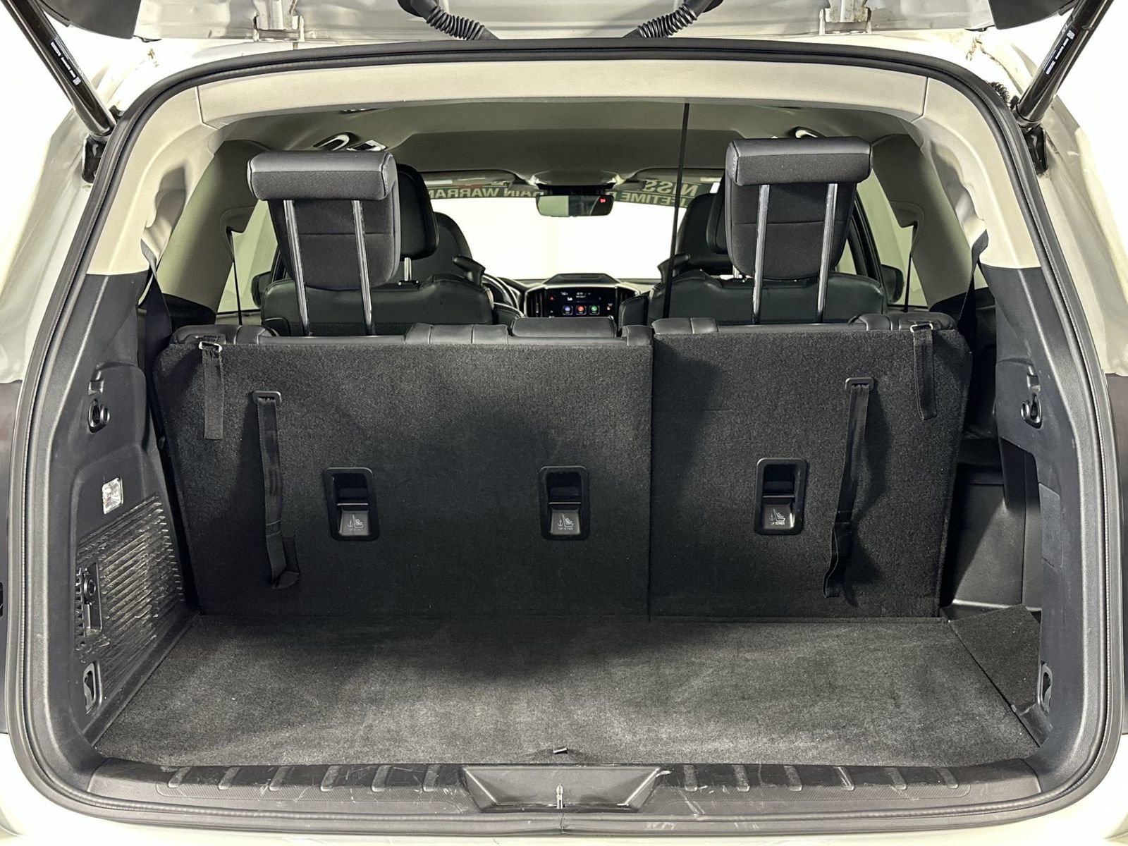 Used 2023 Subaru Ascent Limited image 24