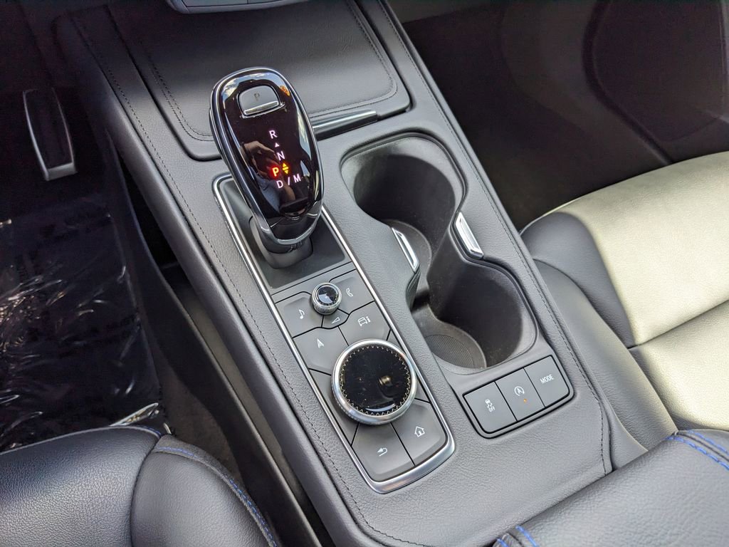 Used 2024 Cadillac XT4 Sport image 25