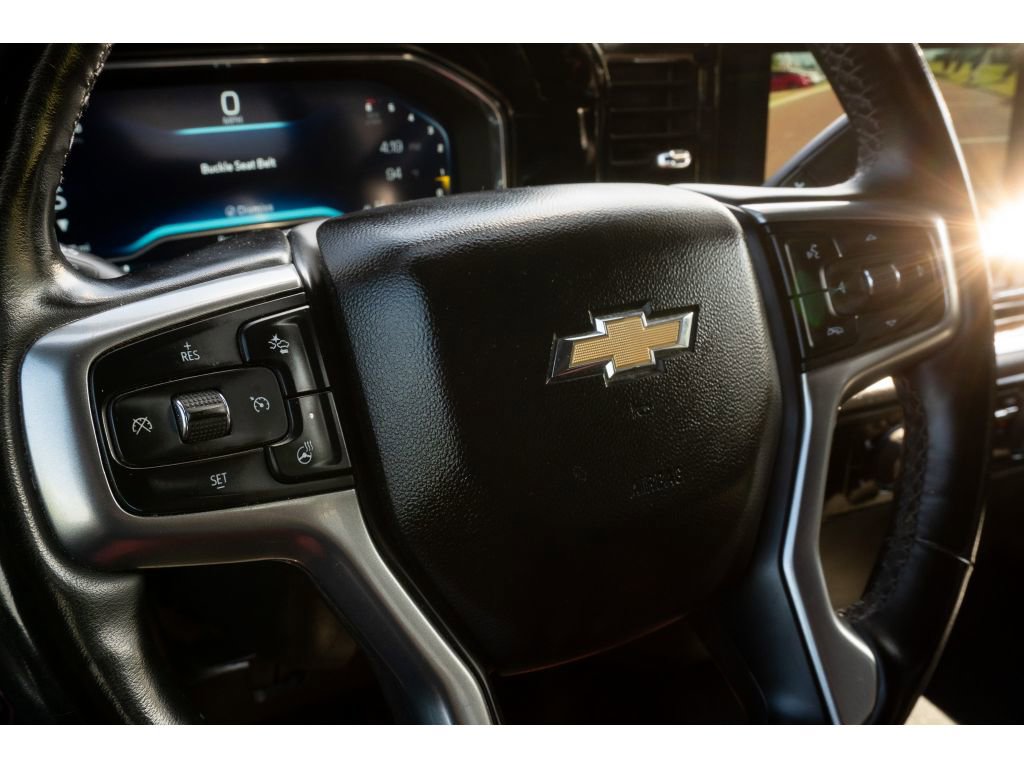 Used 2023 Chevrolet Silverado 1500 LT AWD/4WD image 29