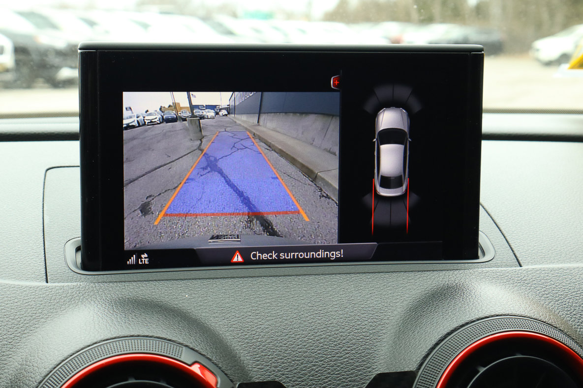 Used 2018 Audi RS 3 w/ Technology Package image 12