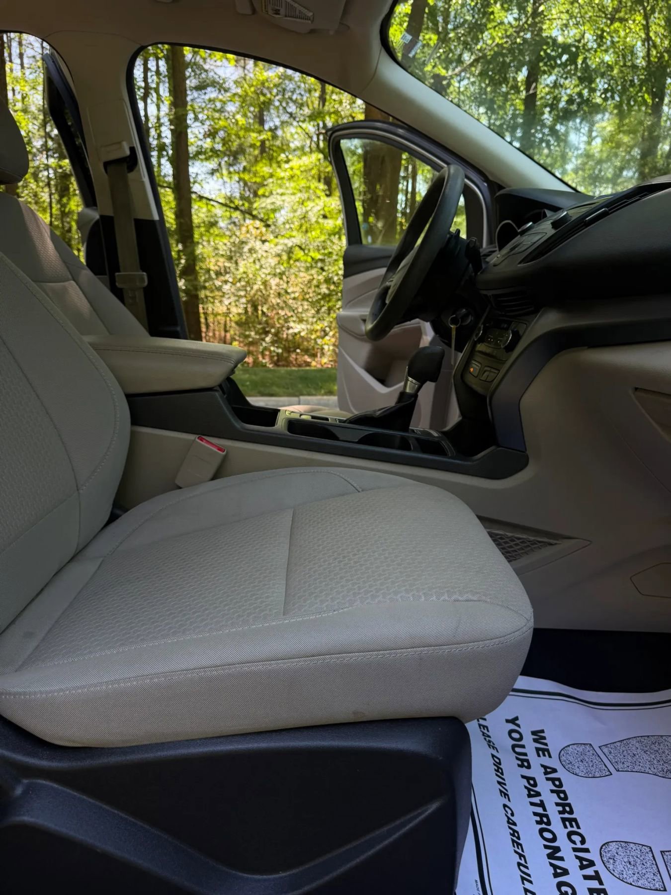 Used 2017 Ford Escape SE FWD image 13