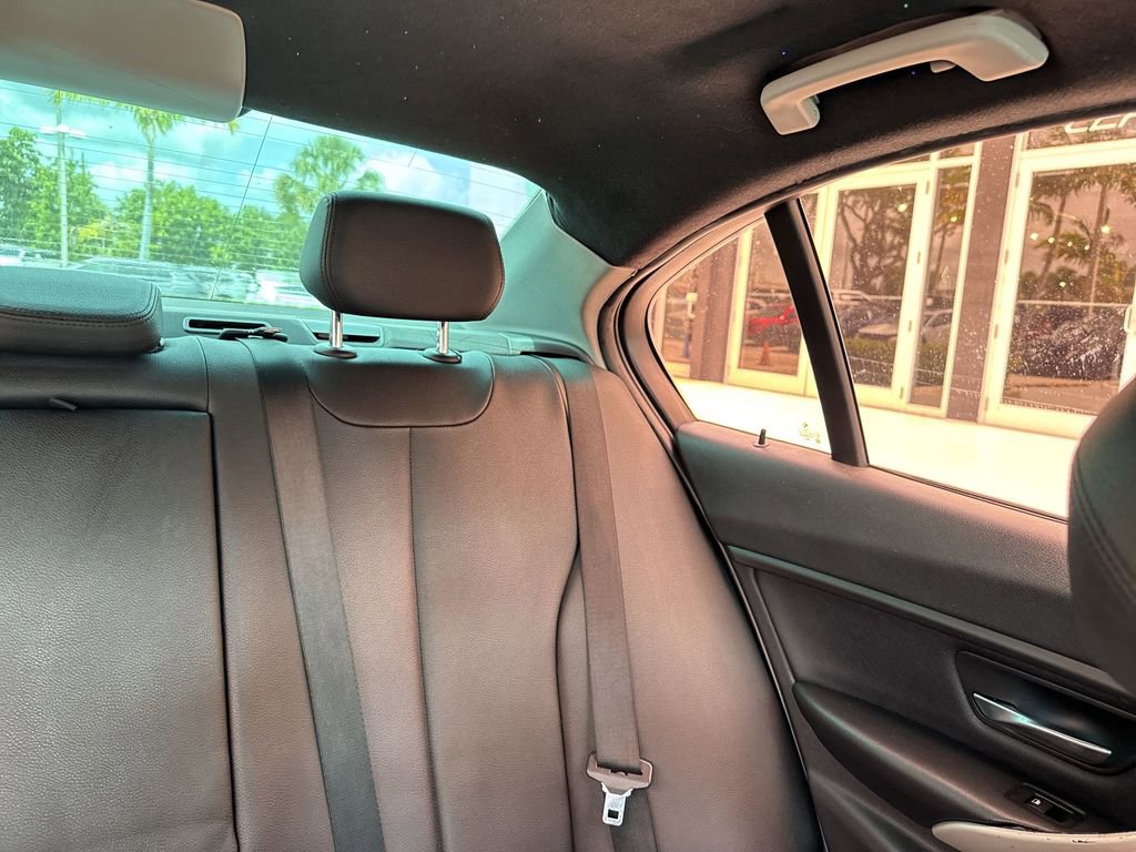 Used 2015 BMW 320i Sedan RWD image 19