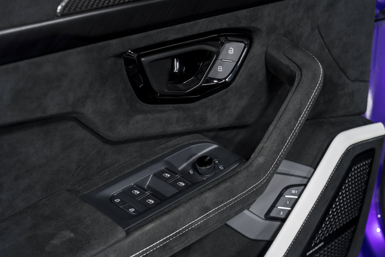 Used 2023 Lamborghini Urus Performante AWD/4WD image 10