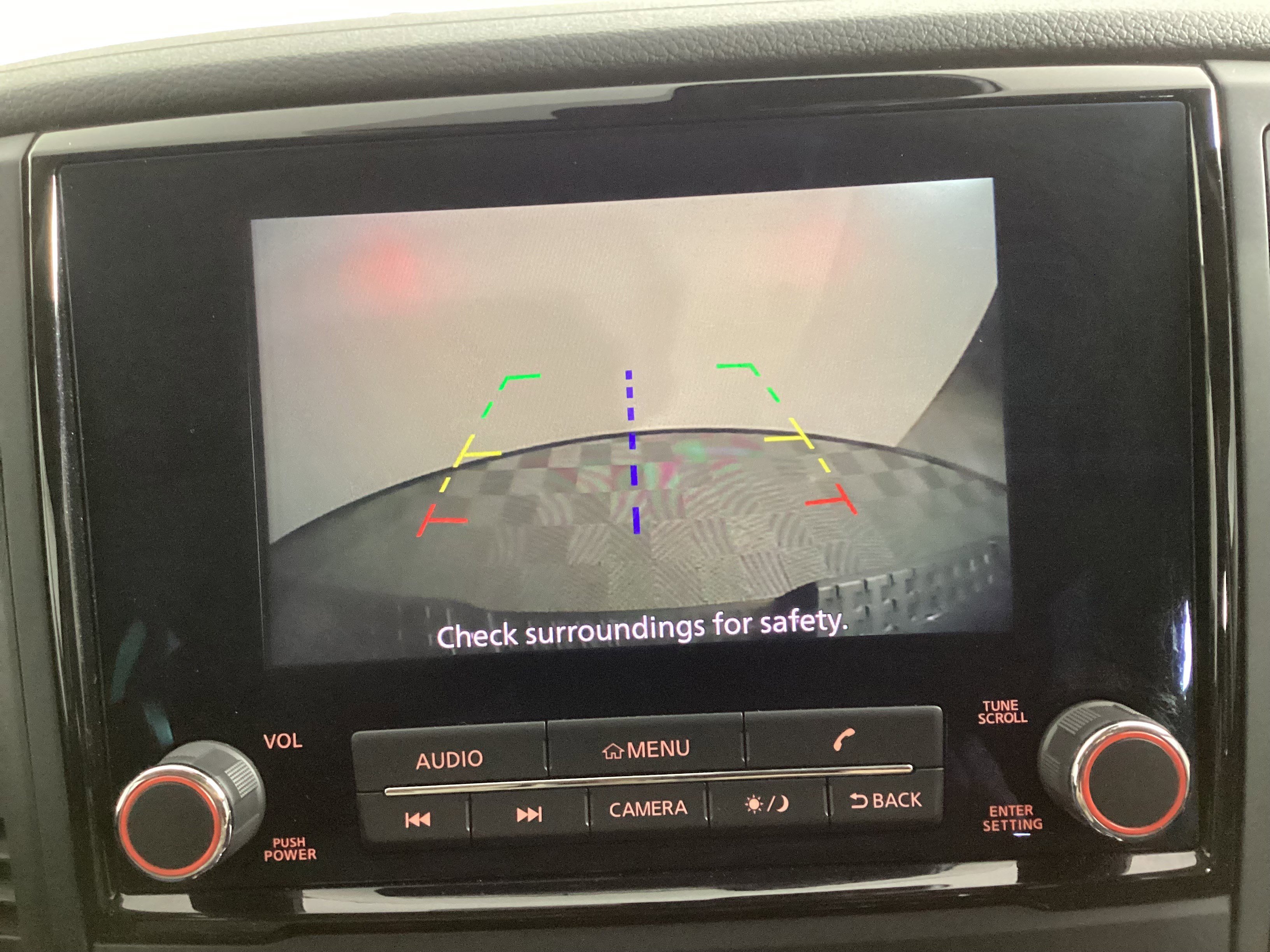 Used 2024 Nissan Titan SV w/ SV Convenience Package image 19