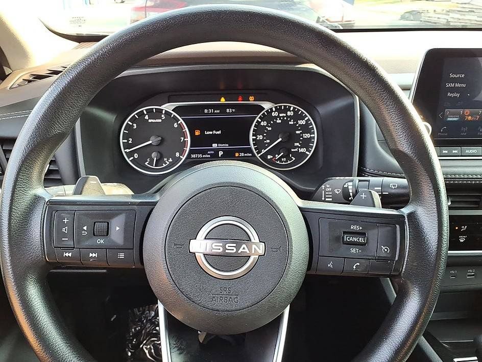 Used 2023 Nissan Rogue S AWD/4WD image 32
